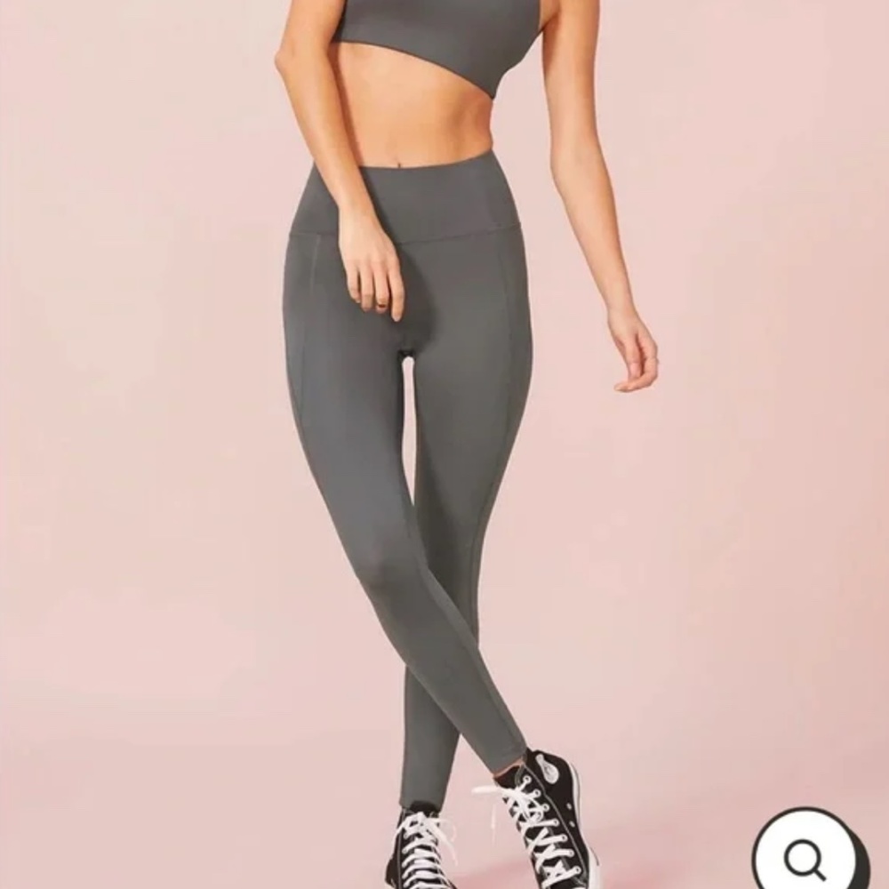 Girlfriend Collective Compressive High-Rise Leggings - Gray - With Pockets